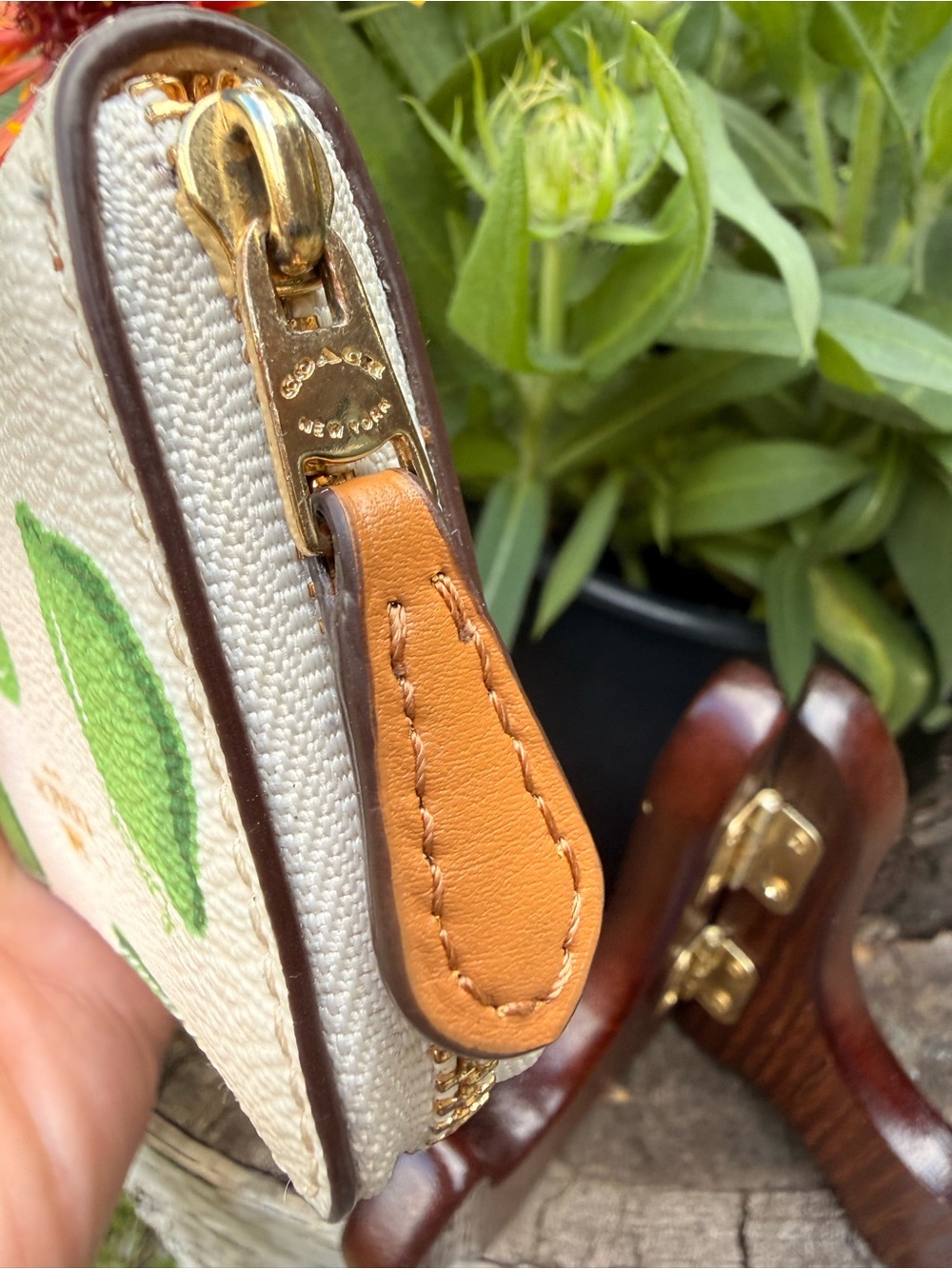 Coach zip around card case 🍋‍🟩 Lime Print - Picture 5 of 12